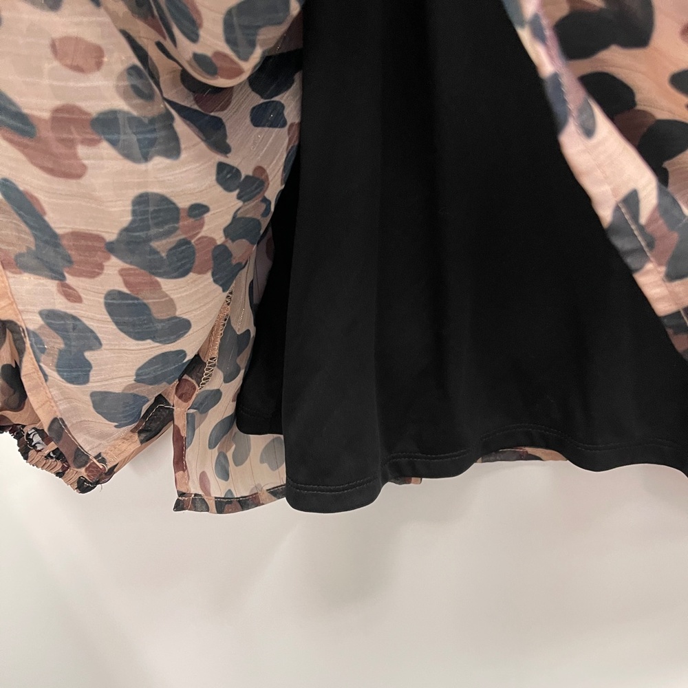 NYDJ Animal Print Pleated Henley‎ Blouse Popover 2X - Picture 10 of 13